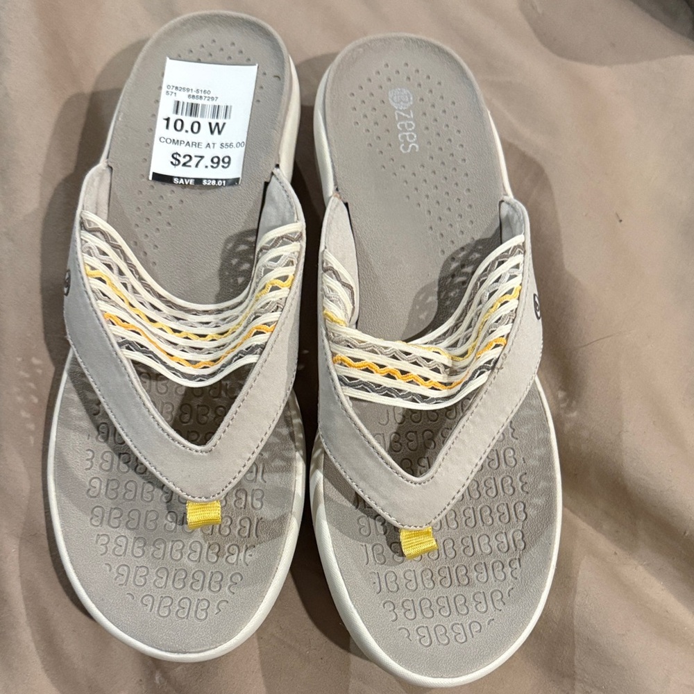 Bzees Gray and Yellow Sandals